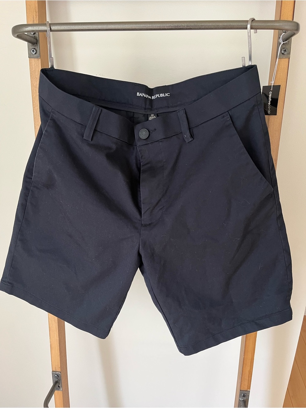 Banana Republic Men's Navy Flat-Front Chino Shorts